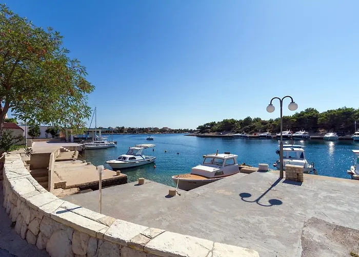 Apartman By The Sea Simuni, Pag - 4083 Kolan