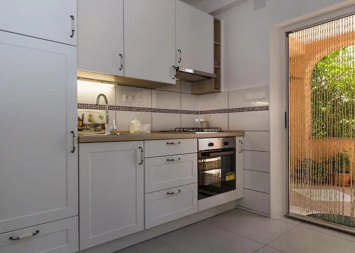 By The Sea Simuni, Pag - 4083 *